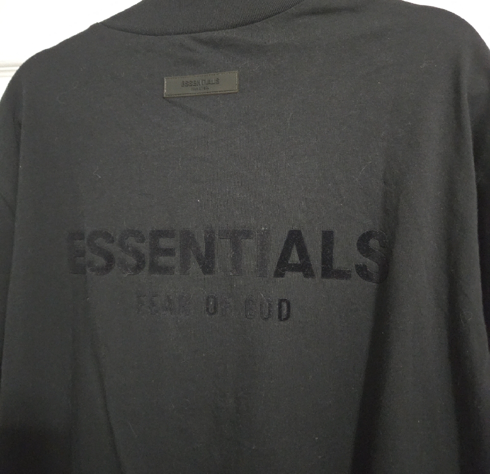 (4)Essentials Black Short Sleeve Crewneck Tee - Picture 5 of 5